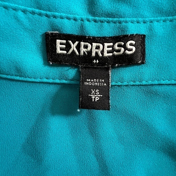 Express‎ Button Up Blouse NWOT Sz. XS - Picture 12 of 13
